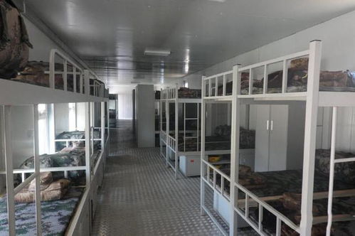解放军展示新型方舱,不靠外力自给自足,零下四十度依旧温暖如春