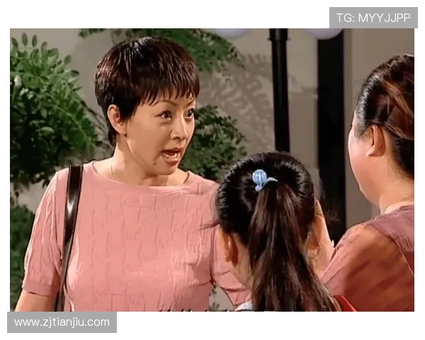 家有好儿女,温情常伴,幸福安康